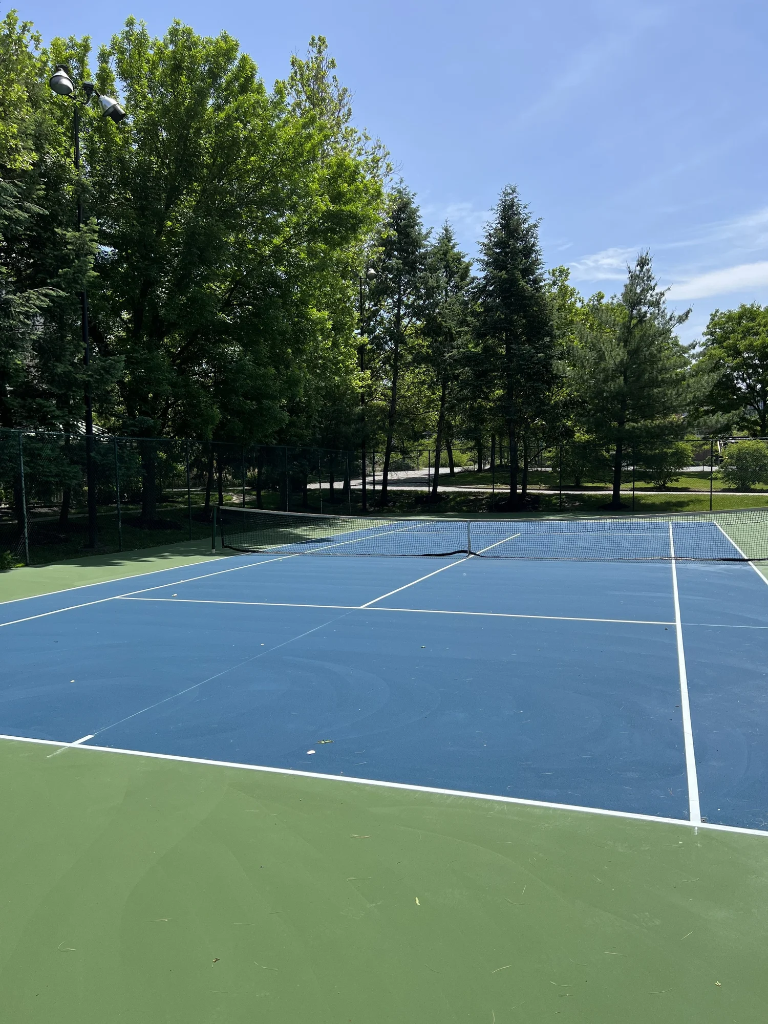 Independence Harbor tennis and pickleball courts