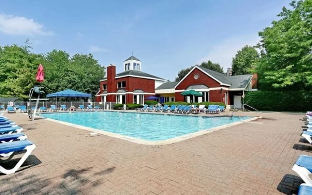 Independence Harbor outdoor pool